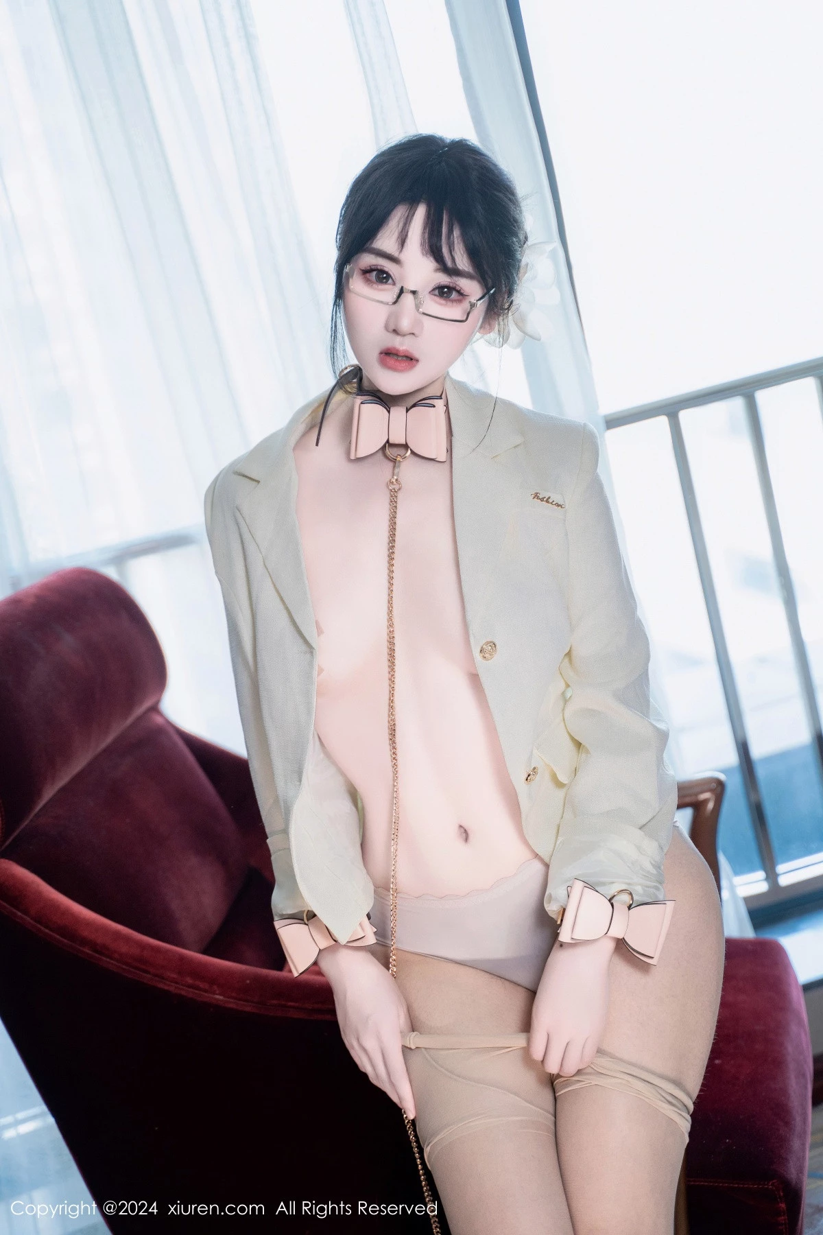 图片[43]-[XiuRen秀人网]第8717期汐汐爱吃草莓写真-秀人集
