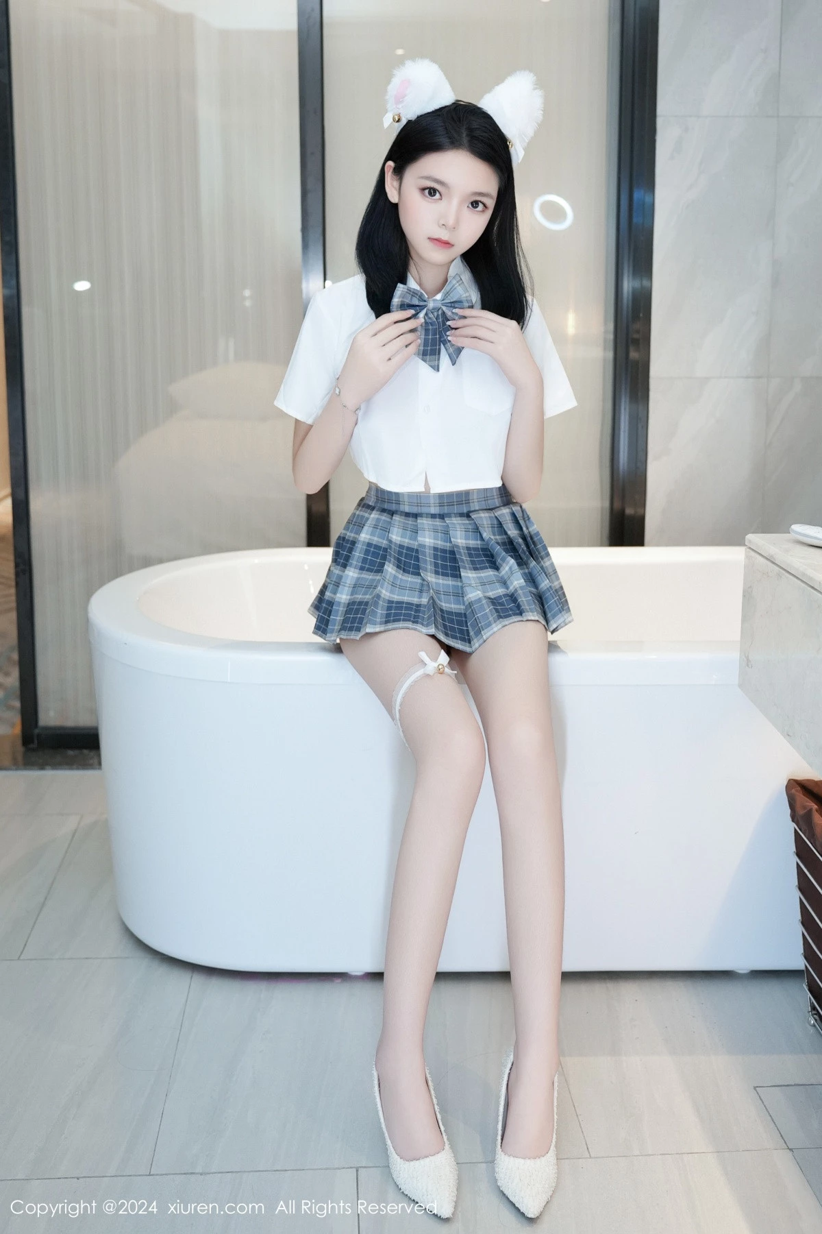 图片[13]-[XiuRen秀人网]第8715期唐心心写真-秀人集