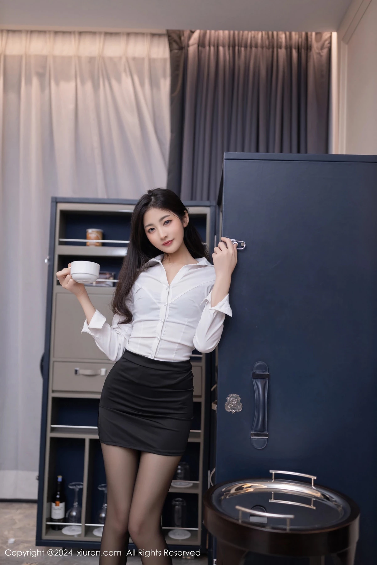 图片[3]-[XiuRen秀人网]第8830期鱼尾写真-秀人集