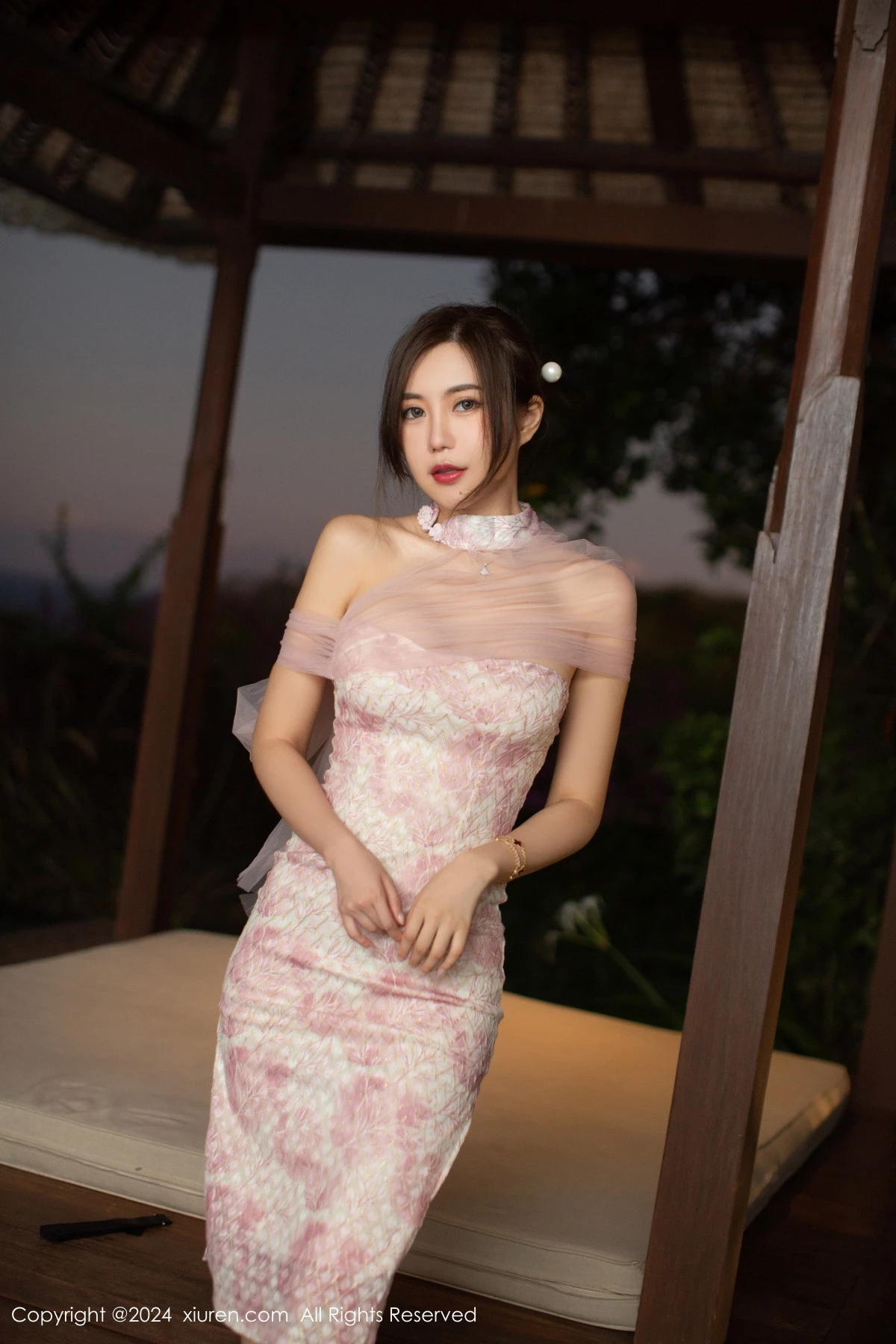 图片[3]-[XiuRen秀人网]第8868期绮里嘉写真-秀人集