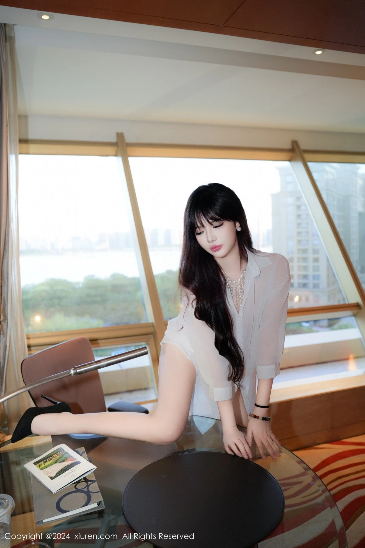 图片[16]-[XiuRen秀人网]第9002期酒精阿姨写真-秀人集