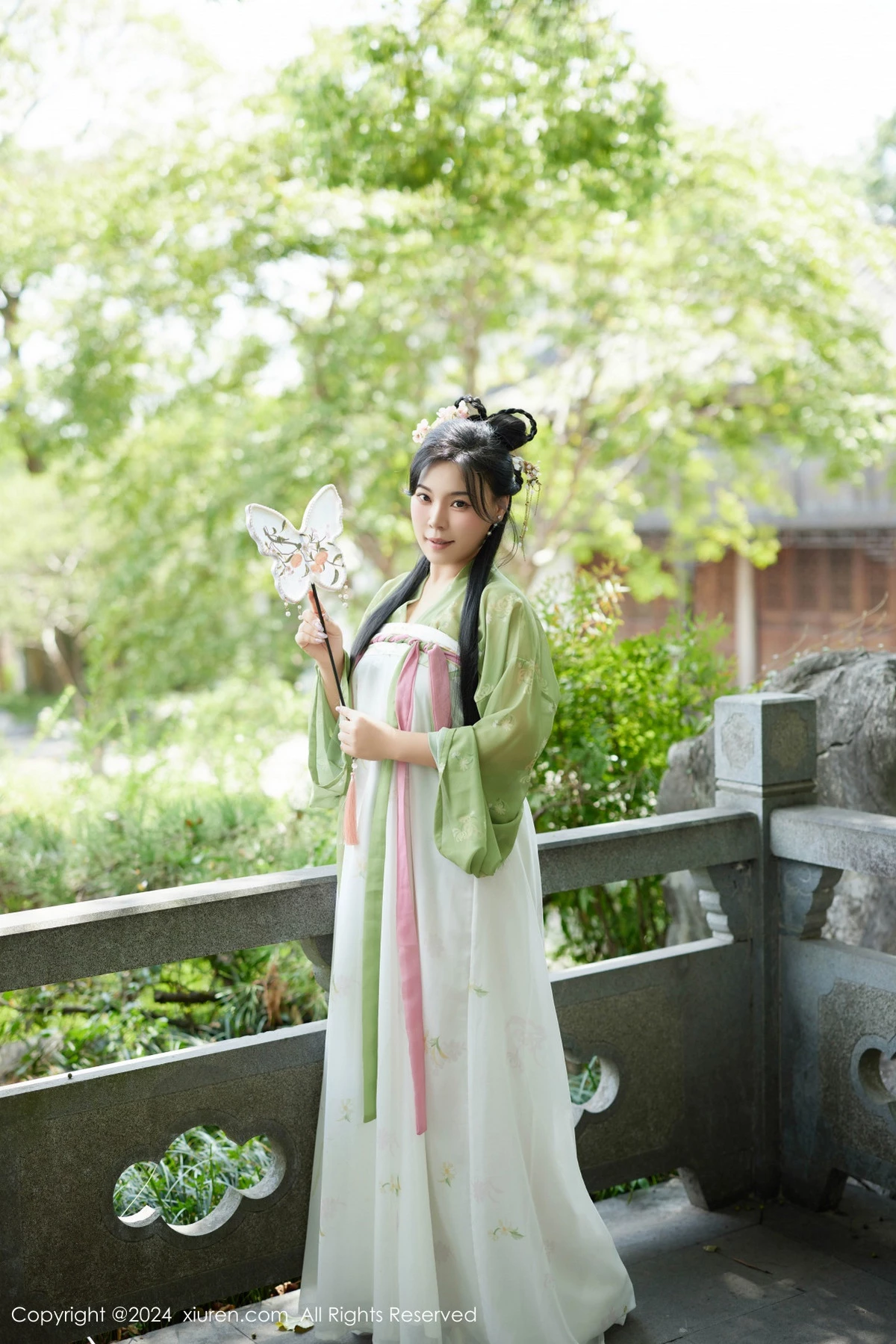 图片[5]-[XiuRen秀人网]第9162期麦田写真-秀人集