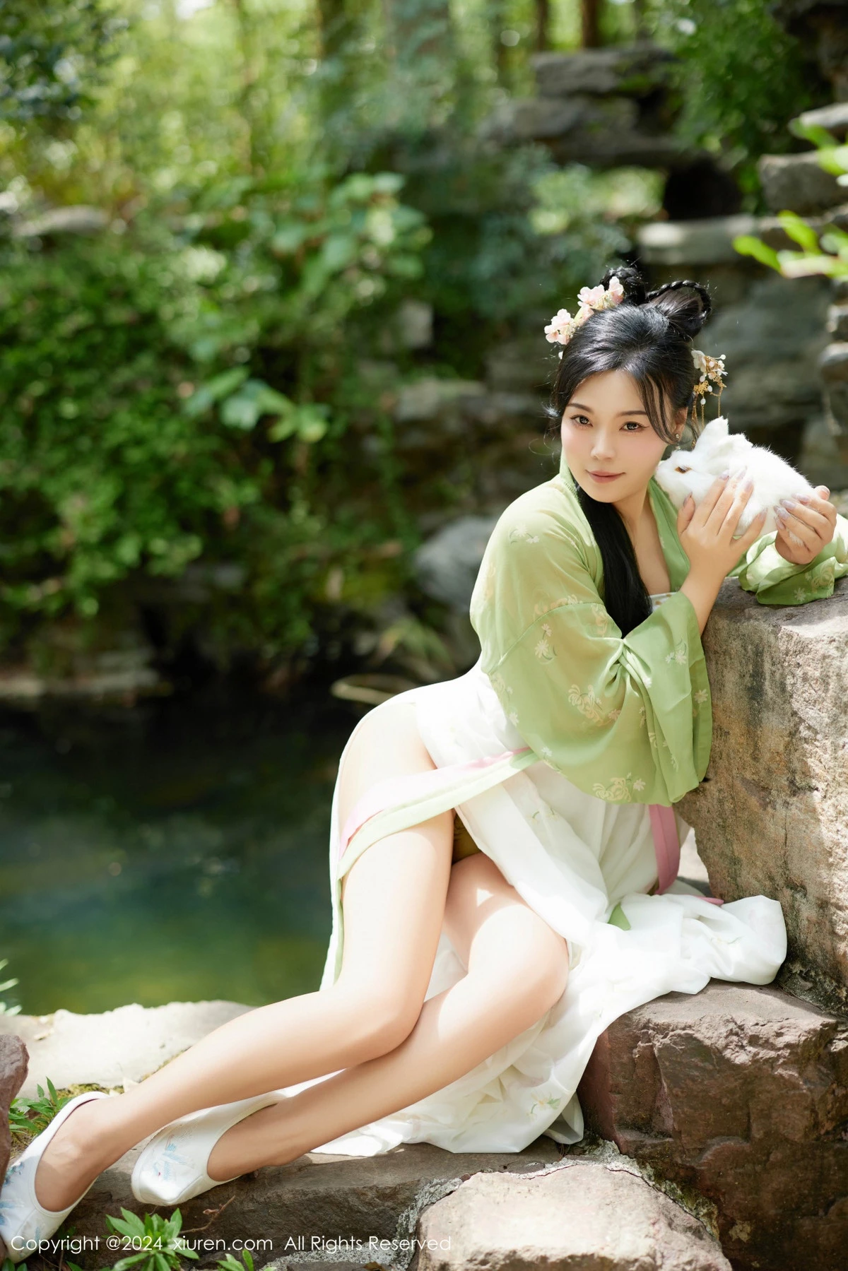 图片[13]-[XiuRen秀人网]第9162期麦田写真-秀人集