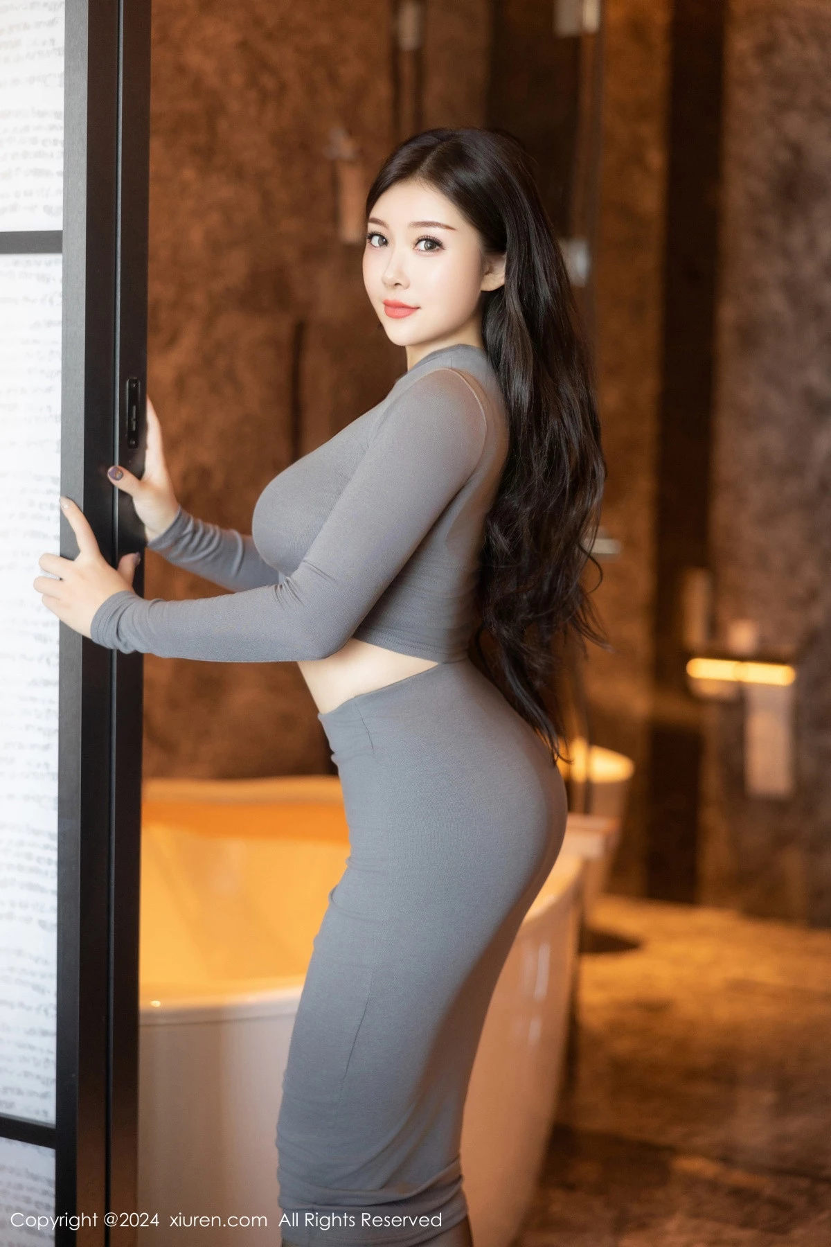 图片[5]-[XiuRen秀人网]第9325期白洁写真-秀人集