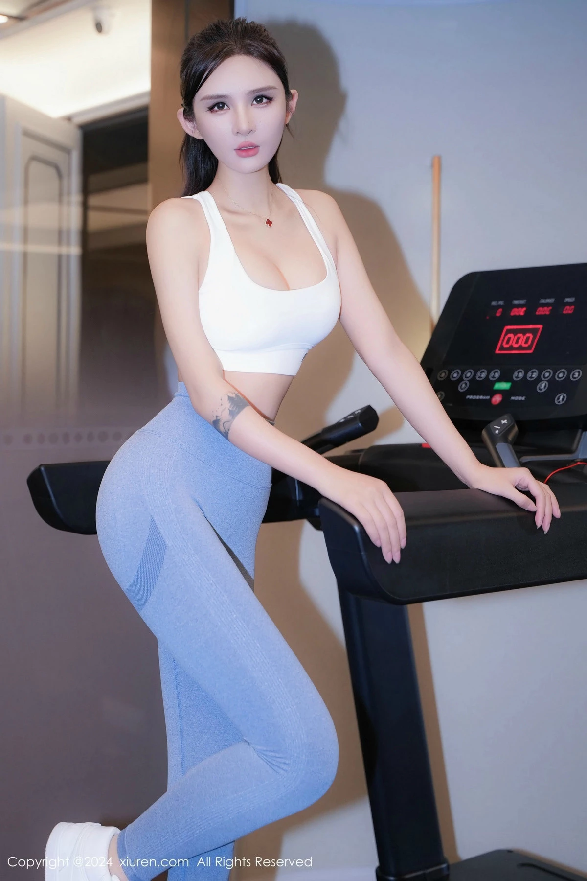 图片[9]-[XiuRen秀人网]第9407期尹菲写真-秀人集