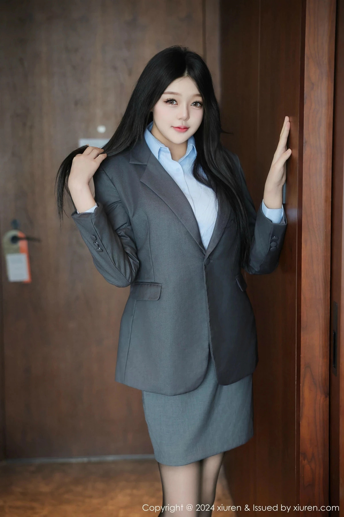 图片[2]-[XiuRen秀人网]第9453期柚柚小奶瓶写真-秀人集